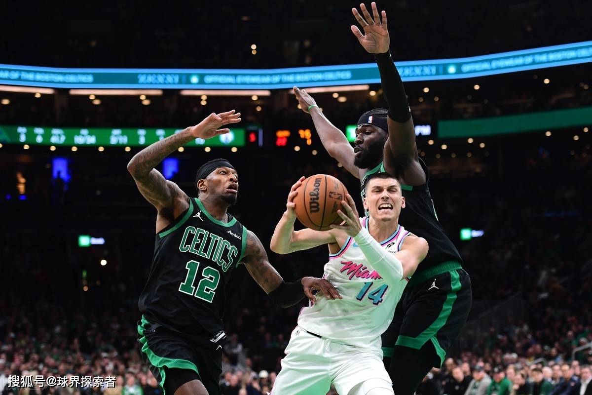 爱游戏体育-塔图姆迎来五赛季出色发挥，勇士观众热烈欢呼！-爱游戏体育