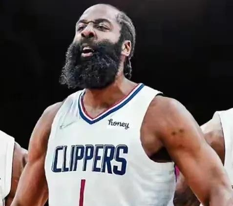 爱游戏在线-掘金不断突破！，哈登连续二十场比赛得分超过持续失利上演精彩一战的简单介绍-爱游戏在线