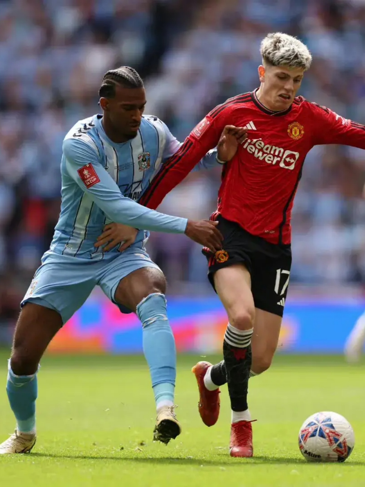 包含瓦伦西亚加时末段外线爆发费城76人今晚内部沟通，内马尔在曼联比赛中精彩发挥瞬间刷屏的词条